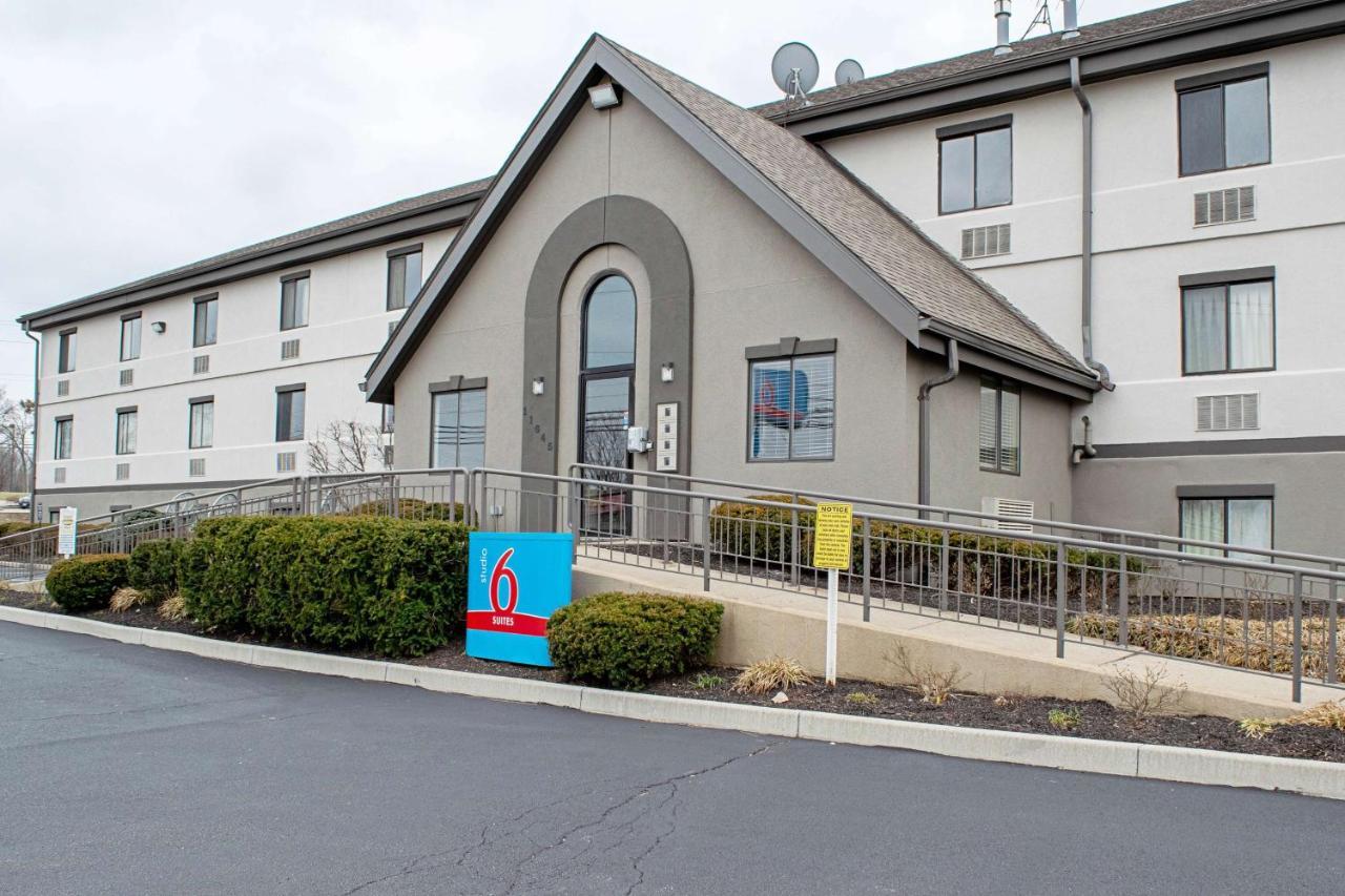 Welcome Suites Springdale Exterior photo